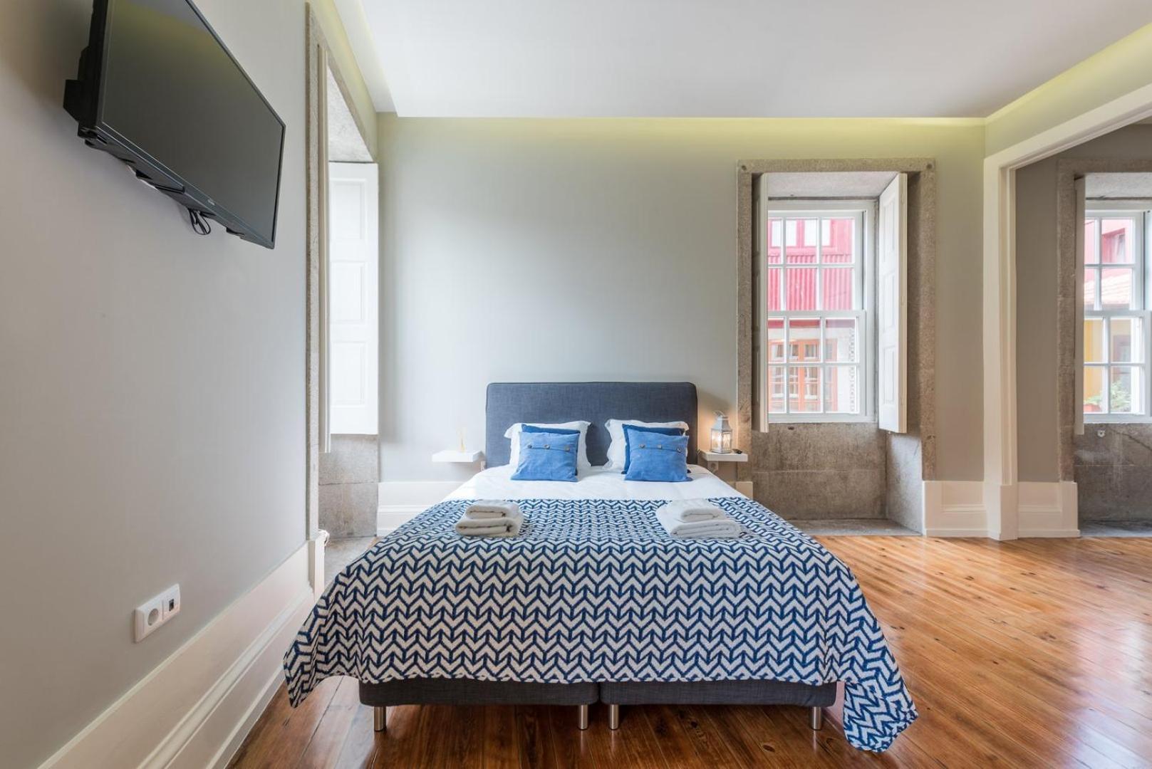 Апартаменты Guestready - Chic Retreat In The Heart Of Порту Экстерьер фото
